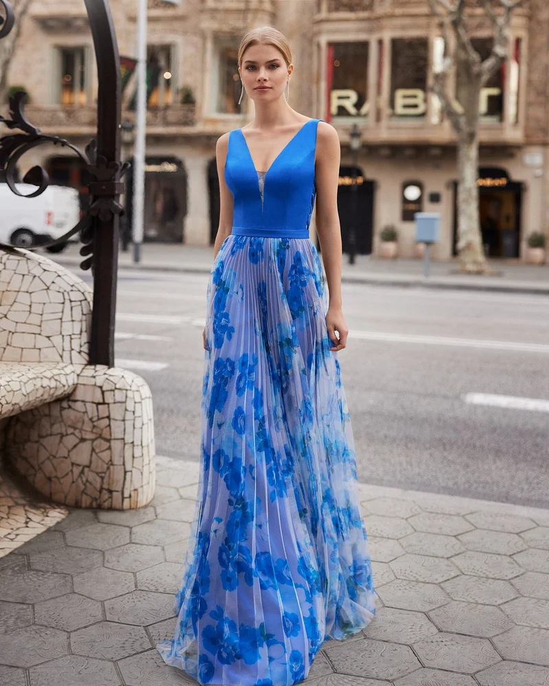 روسا كلارا Marfil Barcelona Crepe Long Cocktail Dress
