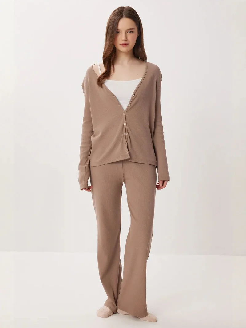 السعادة في إسطنبول ISTANBUL V-neck Buttoned Long Cardigan and Pants Pajama Set