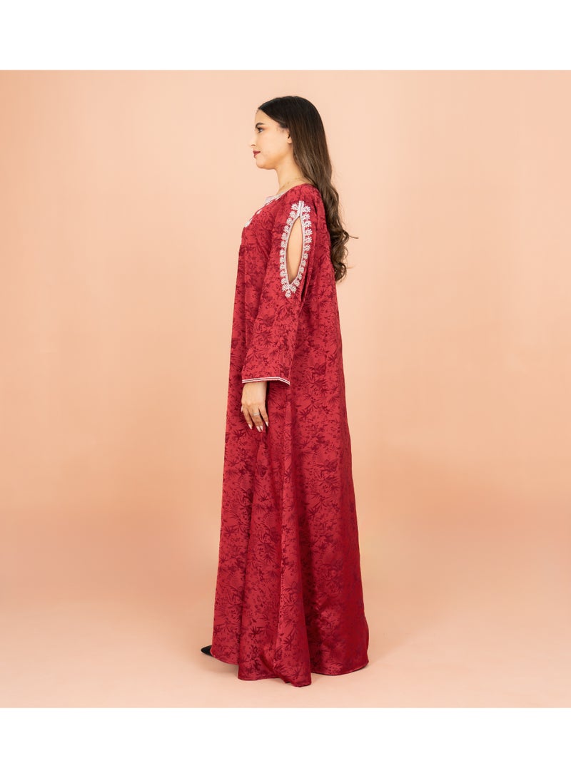 اكسا جلابية كلاسيكية مطبوعة بأكتاف مكشوفة وتصاميم كريستالية - Image 3