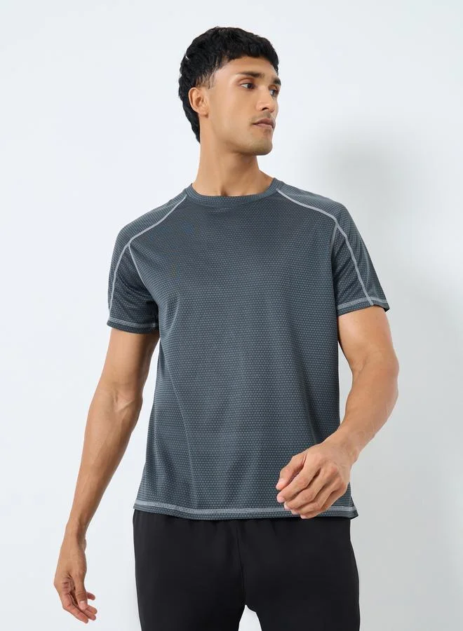 ستايلي اكتيف تيشيرت بأكمام راجلان بخياطة متباينة سريع الجفاف