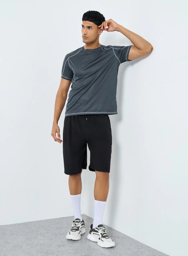 ستايلي اكتيف تيشيرت بأكمام راجلان بخياطة متباينة سريع الجفاف