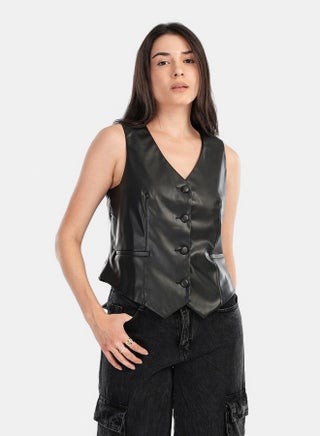 Black Leather Vest - pzsku/Z7C9315C5C62938293C10Z/45/_/1742115293/ec5b3bbd-2b5b-419a-8c7c-0a71b8e23864