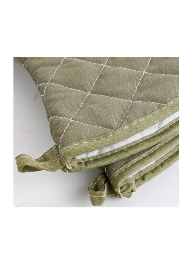 New Star Foodservice Oven Mitts with Extra Defense, up to 400F, Set of 2 (Olive (Flame Retardant), 15-Inch (Set of 2)) - Image 4