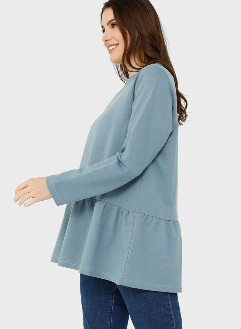 Alia by modanisa Round Neck Tiered Hem Sweatshirt