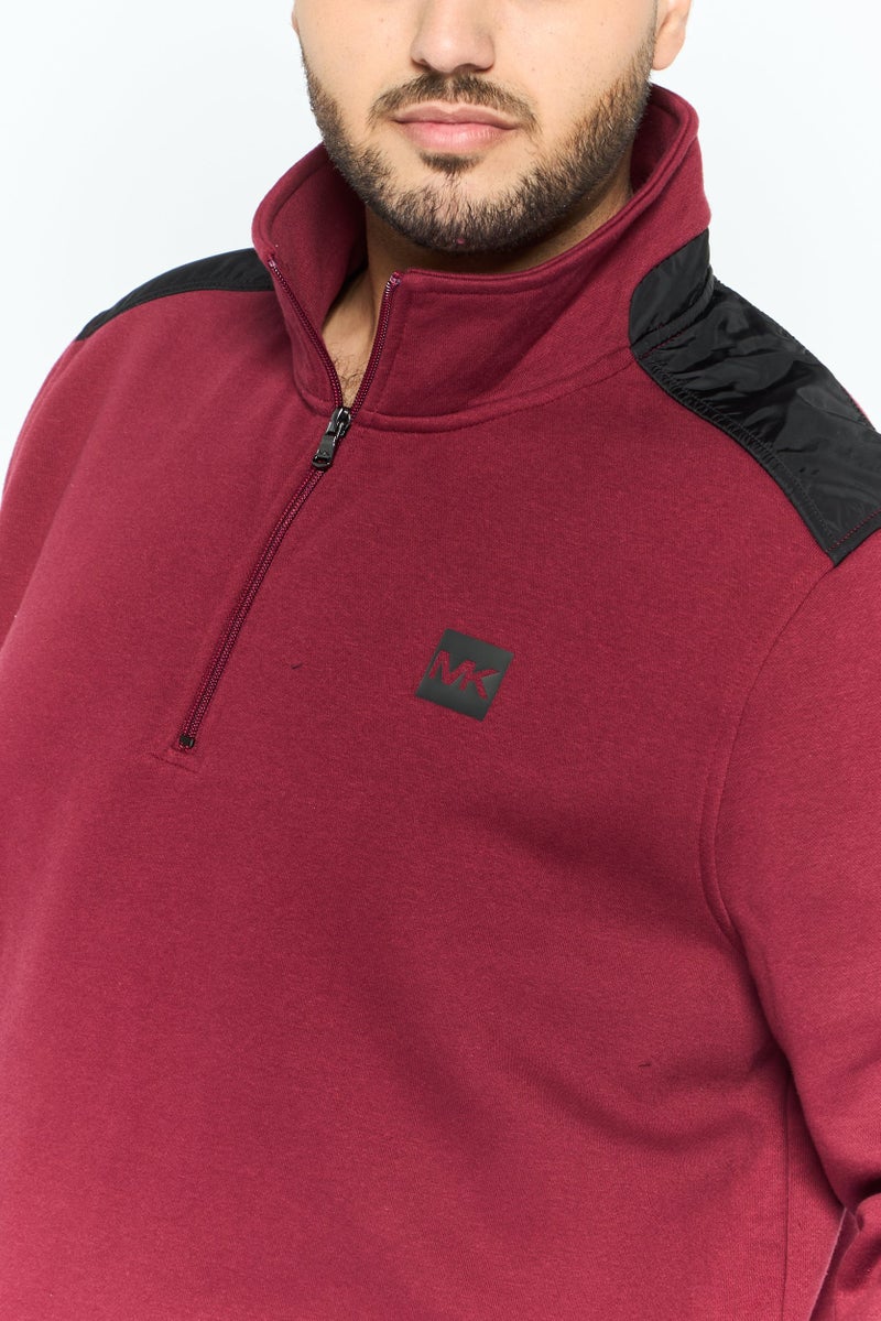 Michael Kors سويت شيرت بأكمام طويلة وياقة مزيفة للرجال بشعار العلامة التجارية، أحمر - Image 4