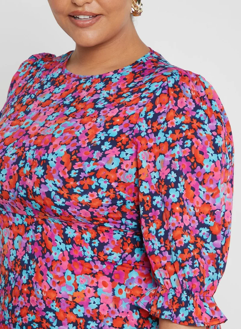 Wednesdays Girl Curve Floral Print Tea Dress