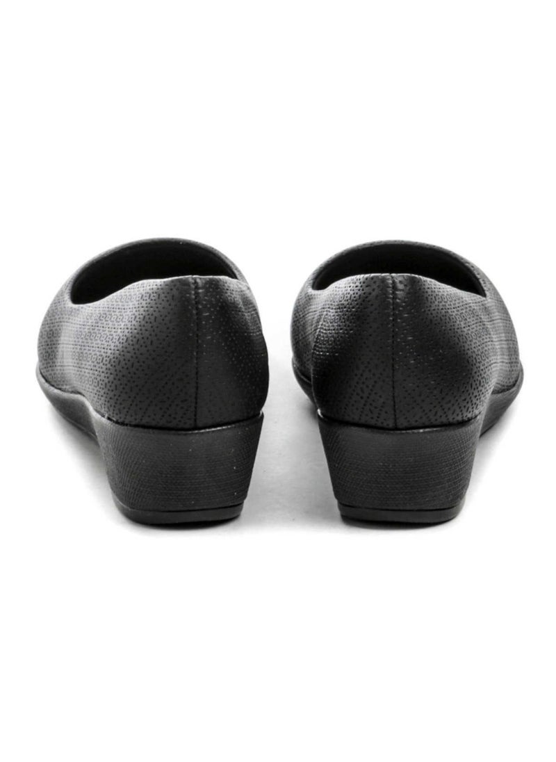 Piccadilly WOMEN'S BUSINESS COURT WEDGE HEELS (1.5 INCH) - BLACK - MADE IN BRAZIL  - Image 5