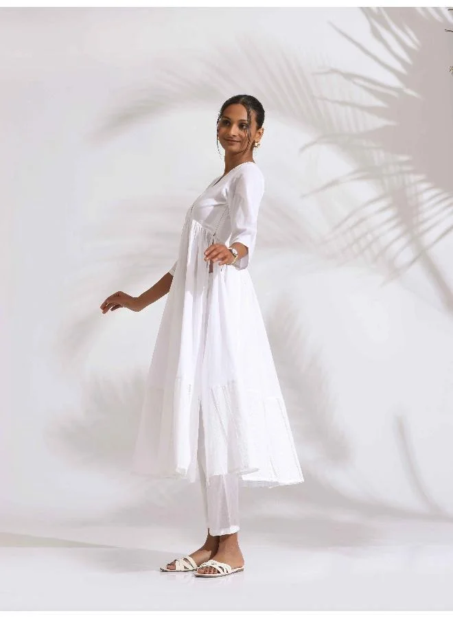trueBrowns White Cotton Schiffli Flared Anarkali Kurta Set