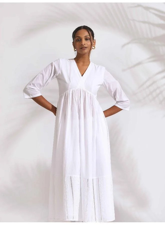 trueBrowns White Cotton Schiffli Flared Anarkali Kurta Set
