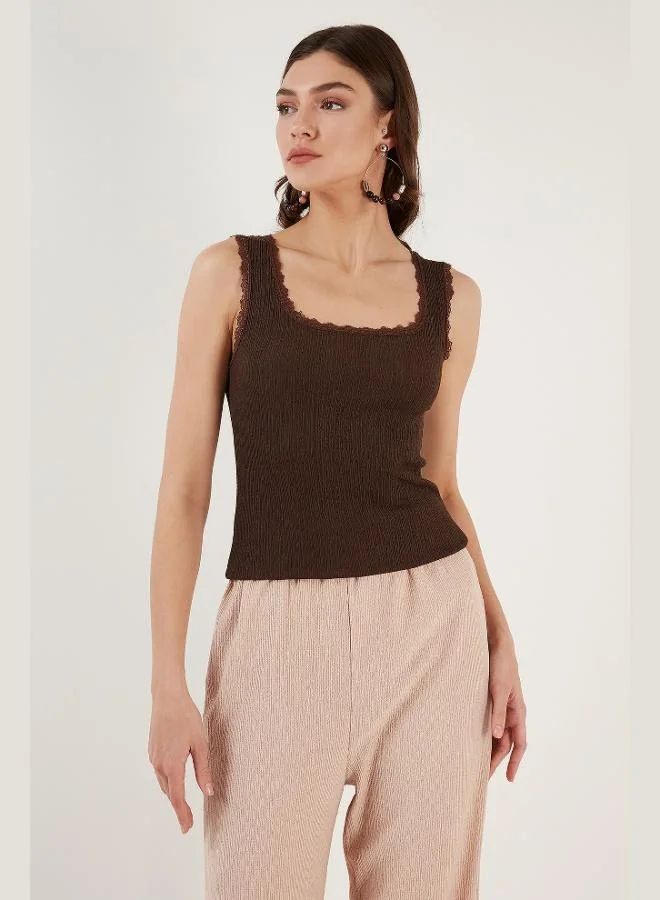 Lela Lela Slim Fit Thick Strap Lace Square Neck Crinkle Tank Top Women's Tank Top 5864979