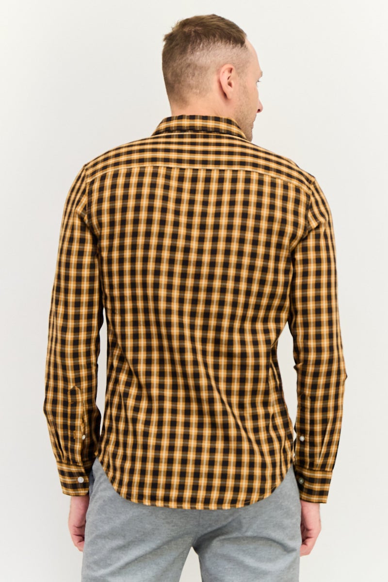 Levi's قميص رجالي ضيق بأكمام طويلة مزخرف بمربعات، متعدد الألوان - Image 2