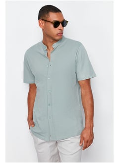 trendyol قميص صيفي محبوك بأكمام قصيرة وياقة كلاسيكية وقصة Slim Fit من Mint TMNSS22GO0025  - Image 2