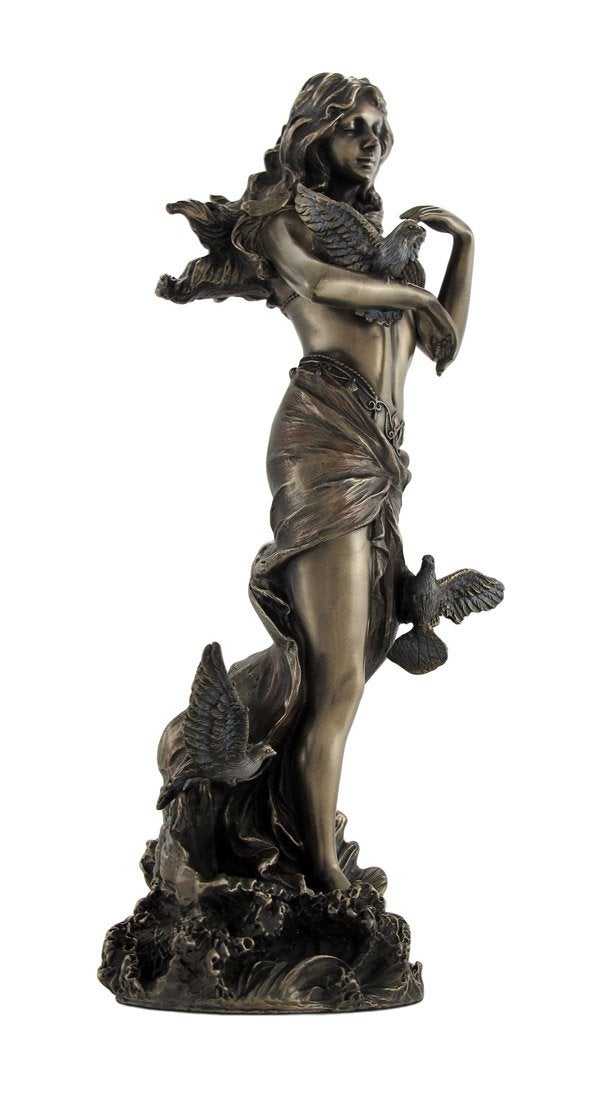 Veronese Design Bronzed Aphrodite with Doves on Scallop Shell Statue - Image 3