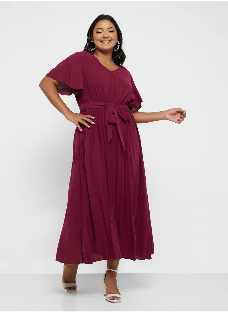 Ella Plus Pleated Dress With Flouncy Sleeve