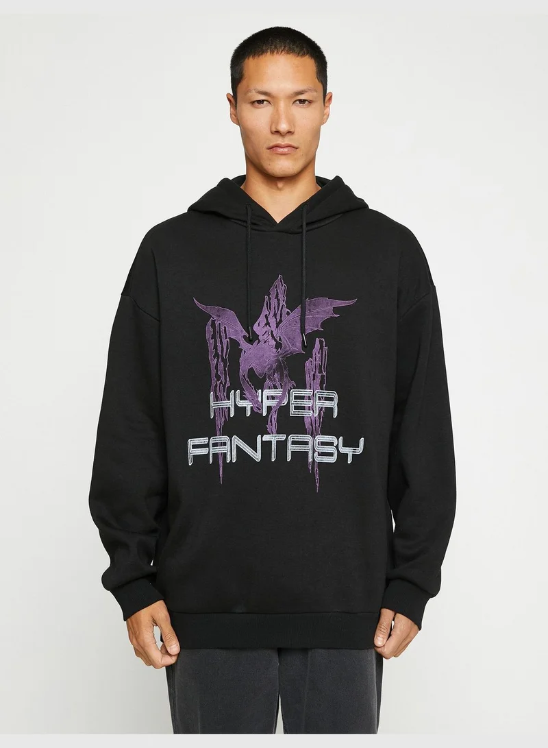 KOTON Oversize Kapşonlu Sweatshirt Kelebek Baskılı Yarasa Kollu