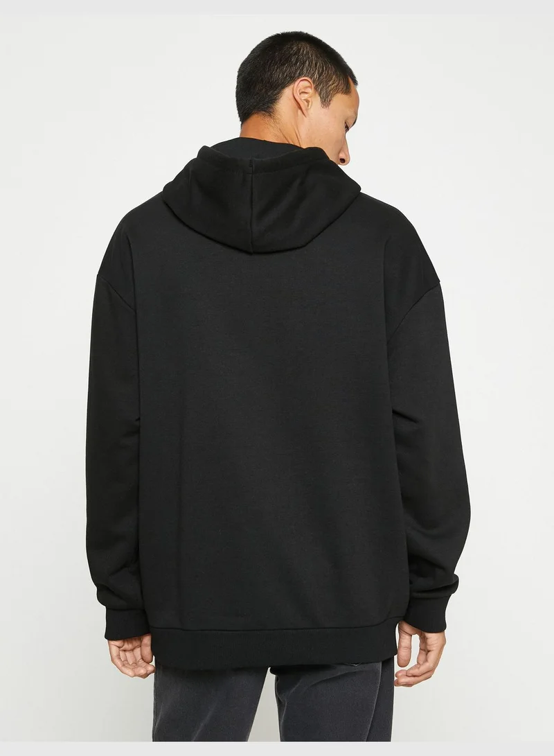 KOTON Oversize Kapşonlu Sweatshirt Kelebek Baskılı Yarasa Kollu