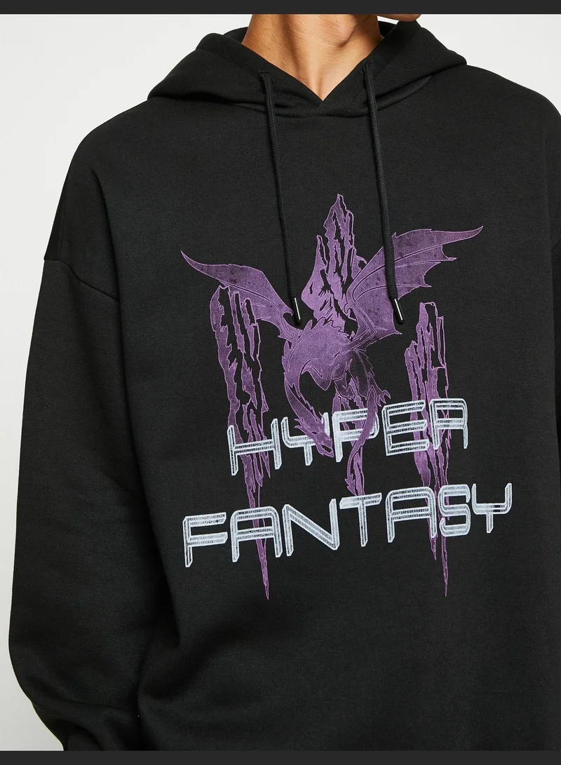 KOTON Oversize Kapşonlu Sweatshirt Kelebek Baskılı Yarasa Kollu