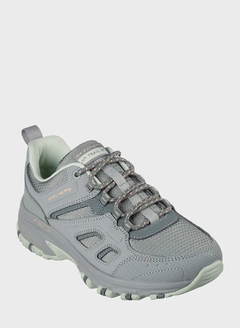 SKECHERS Hillcrest
