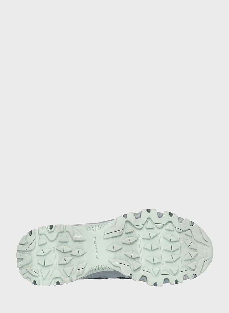 SKECHERS Hillcrest