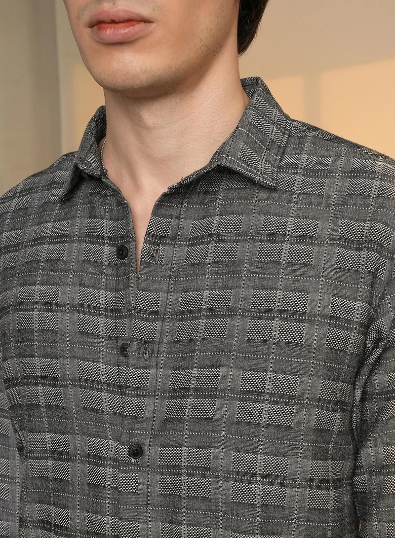 Campus Sutra Men's Charcoal Black Tartan Plaid Shirt