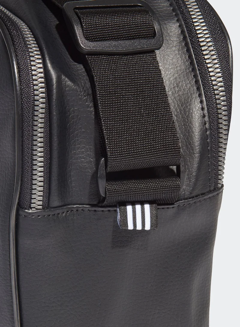 adidas Originals Vintage Airliner Bag