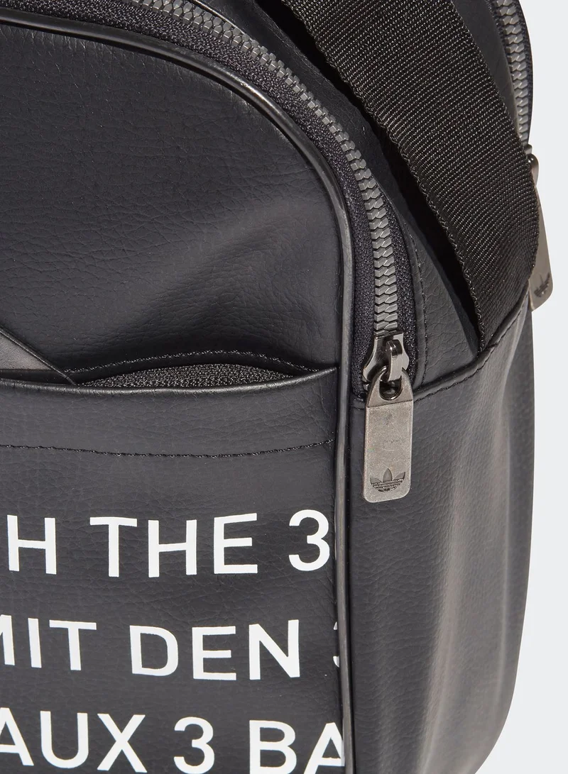 adidas Originals Vintage Airliner Bag