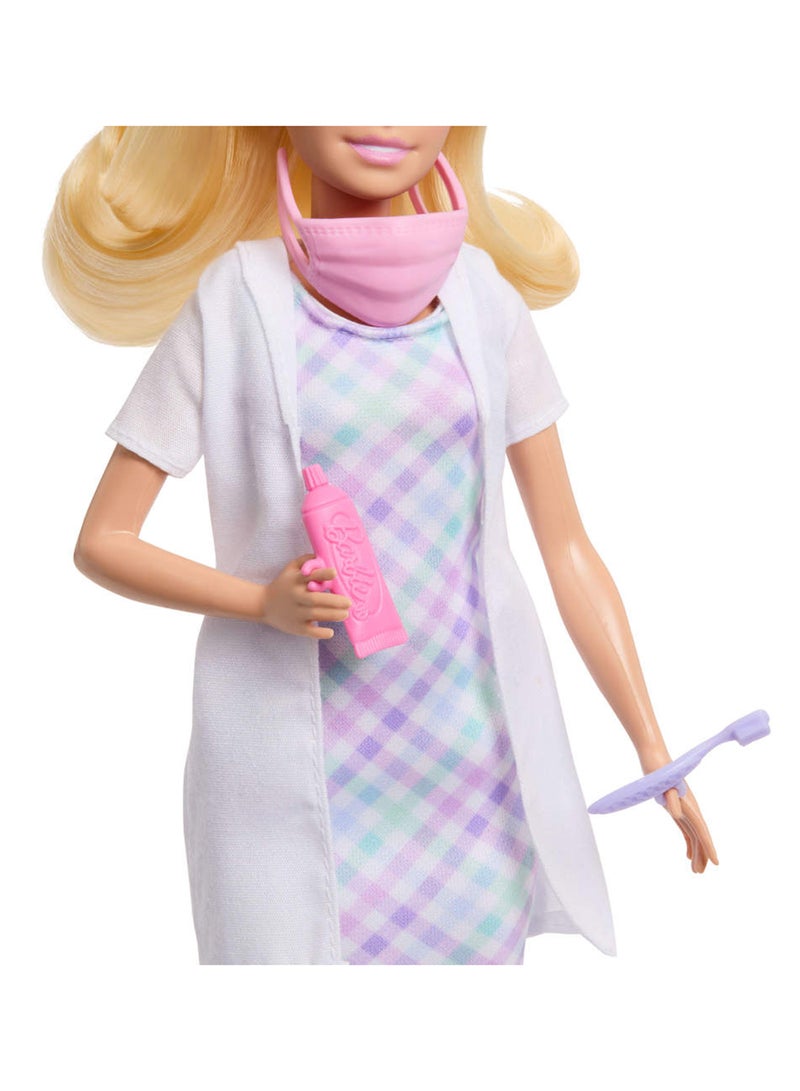 Barbie مجموعة ألعاب طبيب الأسنان مع دمية باربي الشقراء التي ترتدي معطف أبيض، دمية صغيرة للأطفال، كرسي فحص وإكسسوارات - Image 4