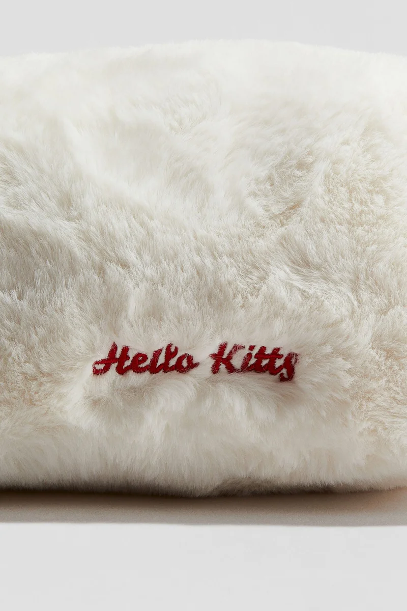 H&M Fluffy wash bag