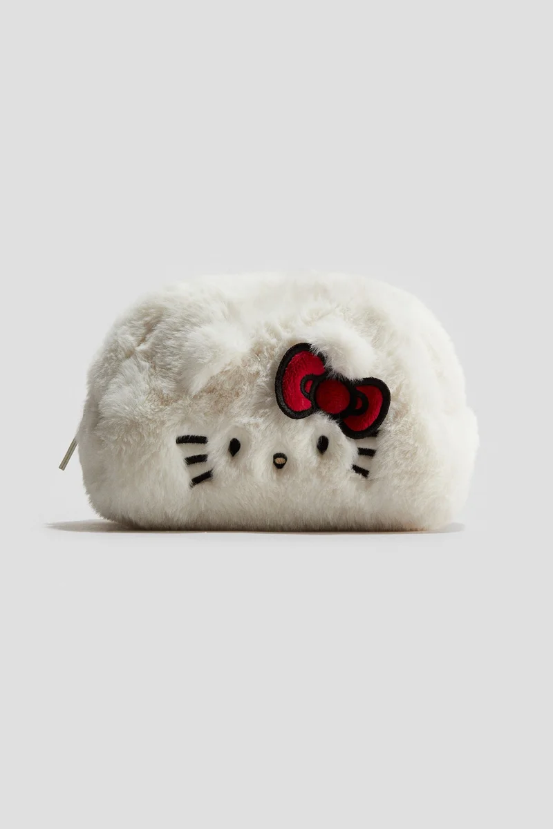H&M Fluffy wash bag