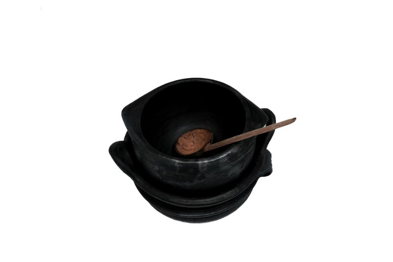 Ziaon Deep Burned Clay Seasoned Handi Pot Combo for Cooking and Serving Set of 3 with Coconut Spatula & Steel Ring(2 literkalchatti, 1 Liter kadai, 1.5 chatti) - Image 2