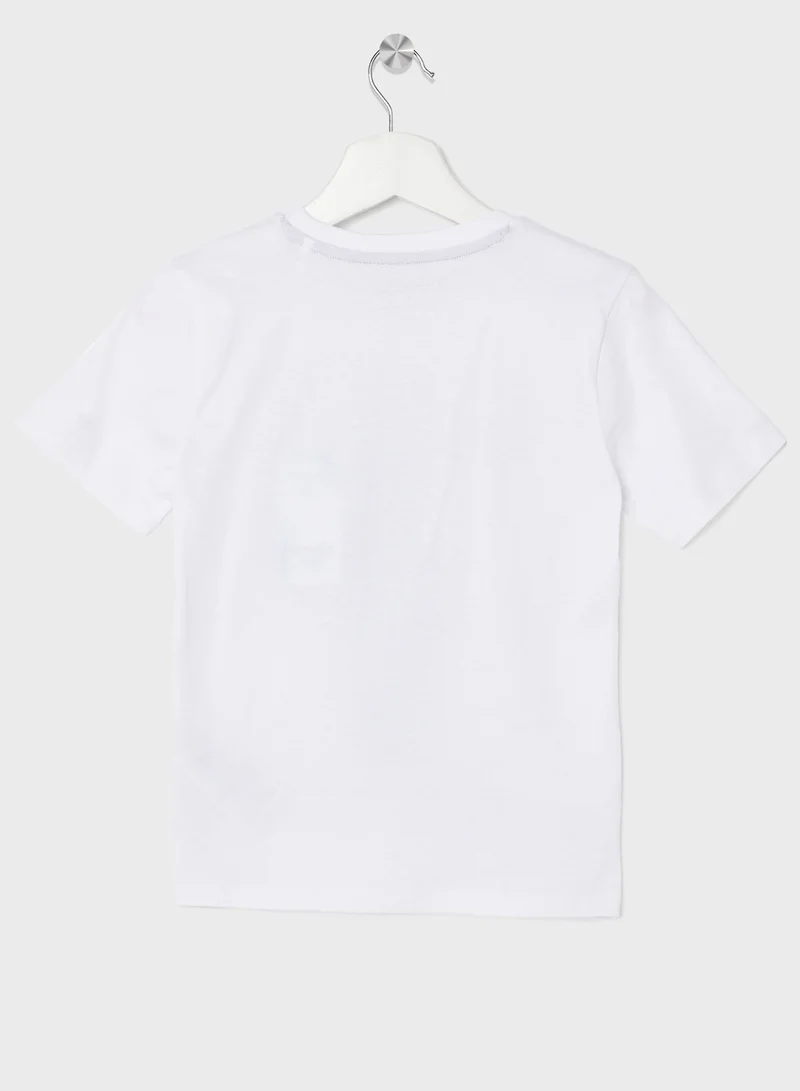 جس Kids Logo Crew Neck T-Shirt
