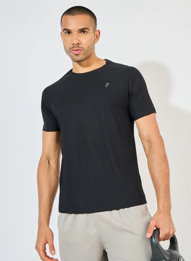 Styli Active Micro Pique Quick Dry Raglan Regular Fit T-Shirt