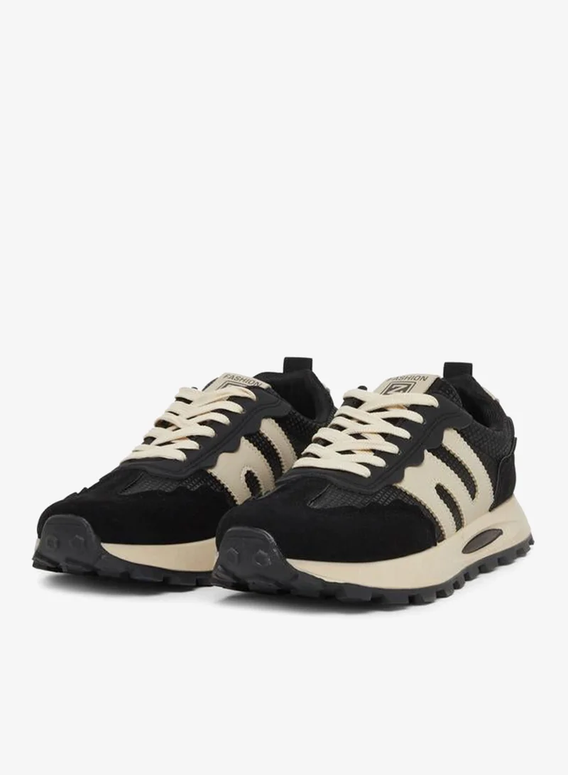 ستايلي اكتيف سنيكرز لاصق ملون من الدانتيل