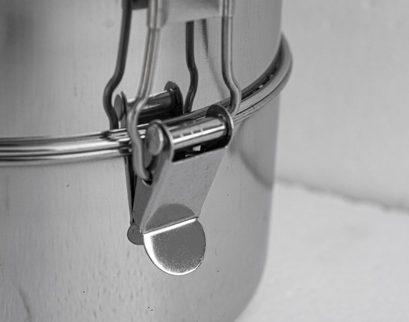 FUTENSILS Manav 5-Tier Stainless Steel Clip Model Tiffin Box (Size -9x5, 4210ml, 14 cm Dia, 970 Grams, Silver) - Image 3