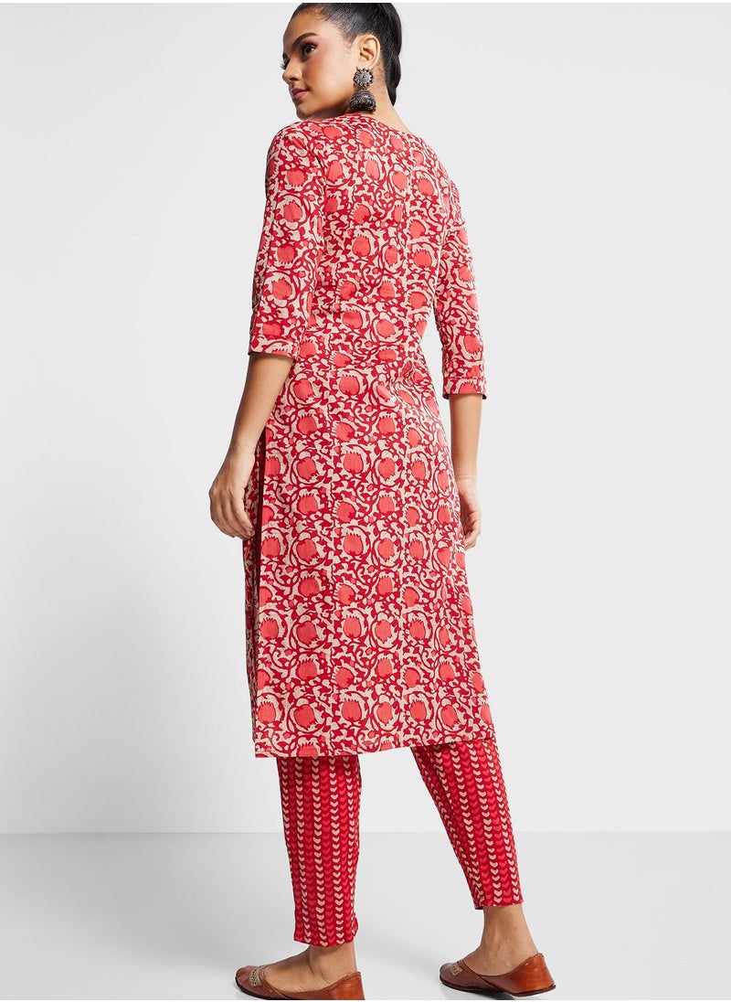 indya - Floral Print Kurti & Pants Set - Image 1