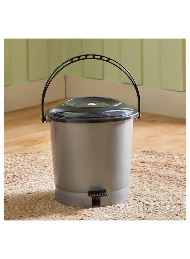 Home Box Step In Pedal Bin 6.7 L