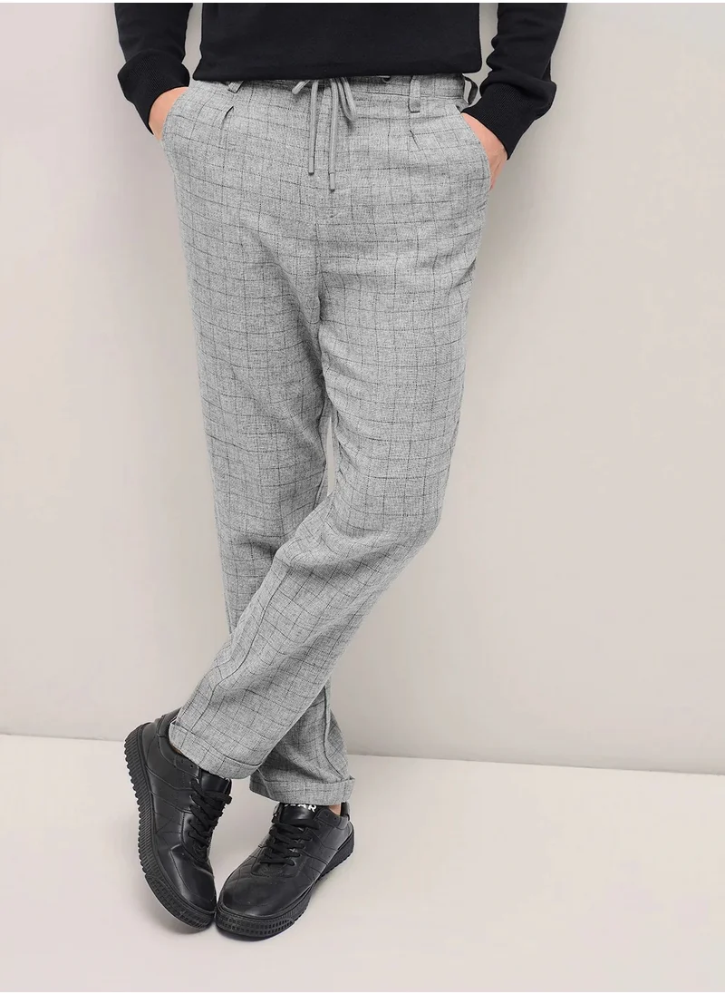 THE BEAR HOUSE Men's Casual Trousers  Grey, Relaxed Fit, Soft & Breathable Fabric, Elastic Waist, Stylish Everyday Wear, Versatile & Comfortable Bottoms for Any Occasion
