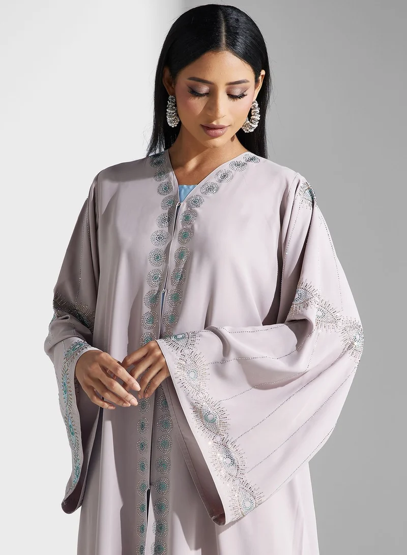 hayas closet Embellished Flared Sleeve Abaya