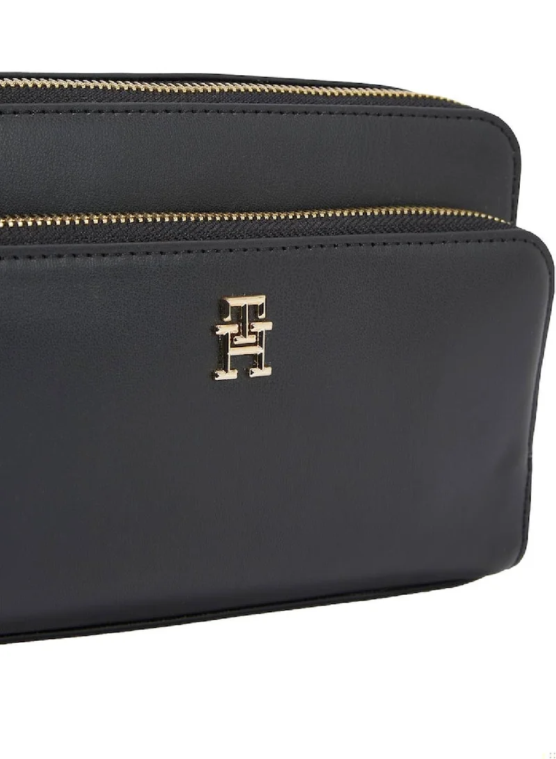 TOMMY HILFIGER Women's Crossover Iconic Camera Handbag -  Polyurethane, Black
