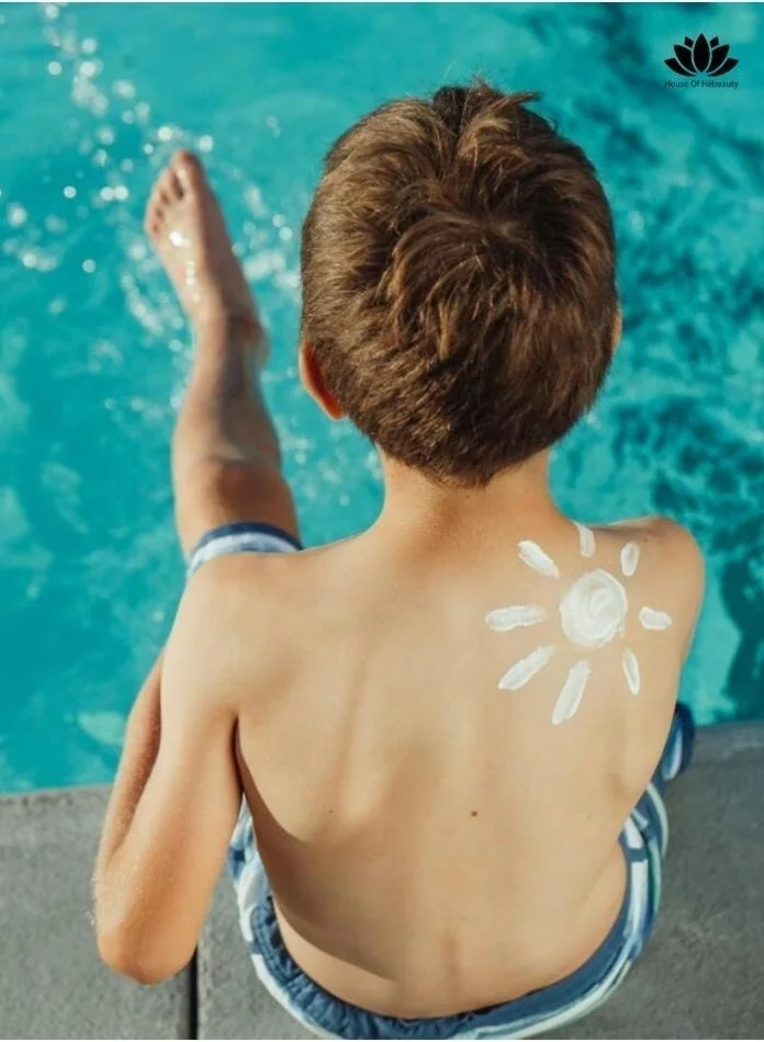 Dr.clinic  DR. CLINIC | Kids Protect Sun Milk SPF 50+ | Hydrating Sunscreen for Sensitive Skin | Enriched with Olive Oil & Jojoba Oil | Broad UVA/UVB Protection | 150 ml  | Best Price UAE