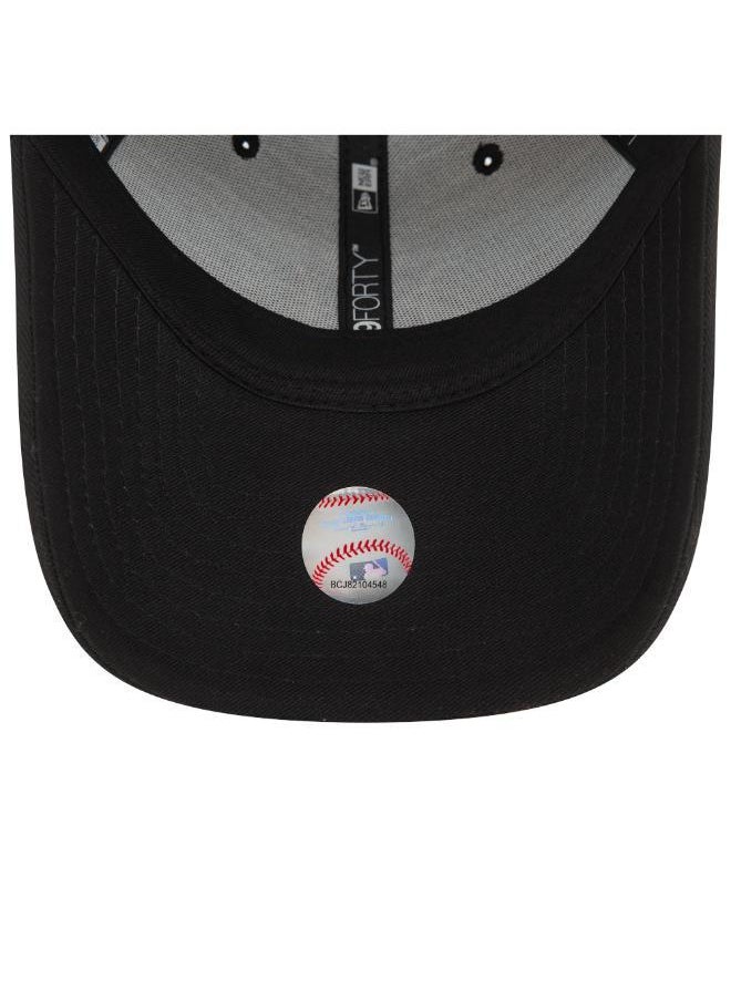 NEW ERA - 9Forty Essential New York Yankees Cap - Image 1