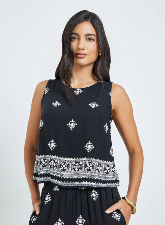 Styli Black Printed Sleeveless Top and Pants Co-ords