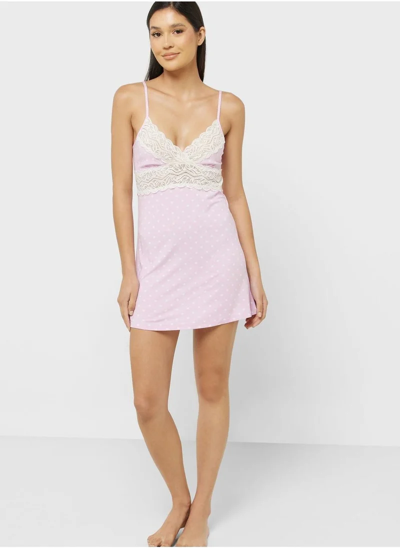 Isla & Evie Strap Lace Detail Nightie