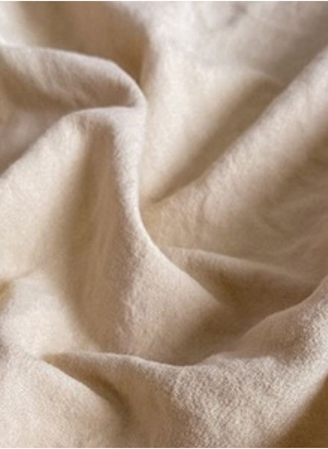LUNA Home 3-Piece Set: queen-size fitted bedsheet and two pillowcases, washable cotton in a beige color.  - Image 4