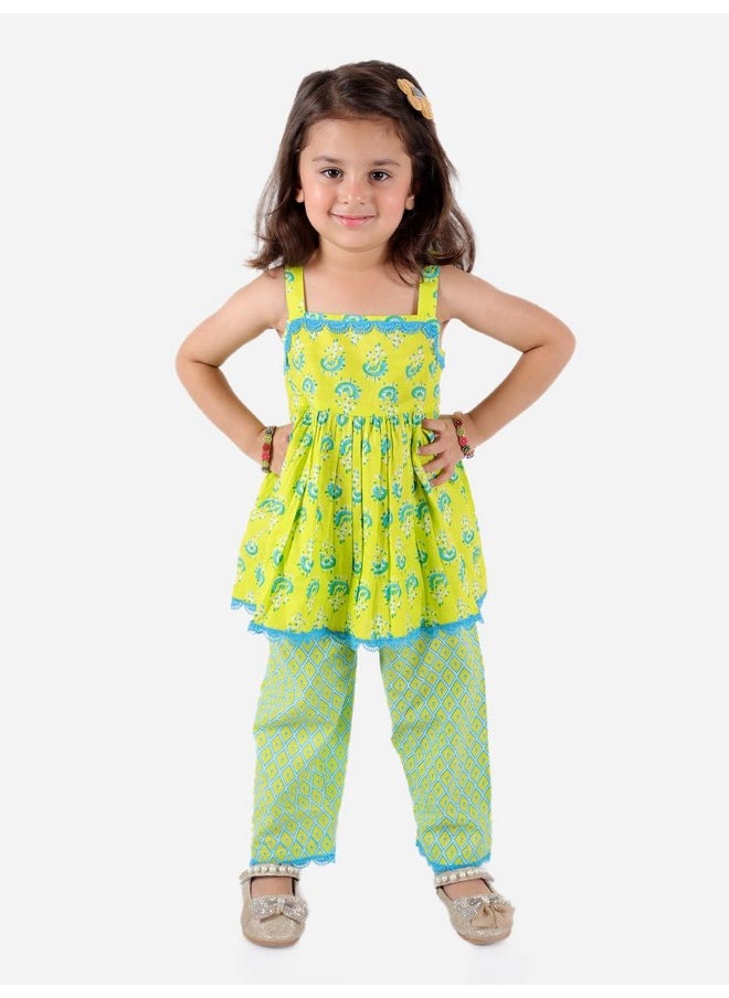 Superminis - superminis Baby Girls Sanganeri Printed Sleeveless Cotton Top with Straight Pant Dress (18-24 Months, Green) - Image 1