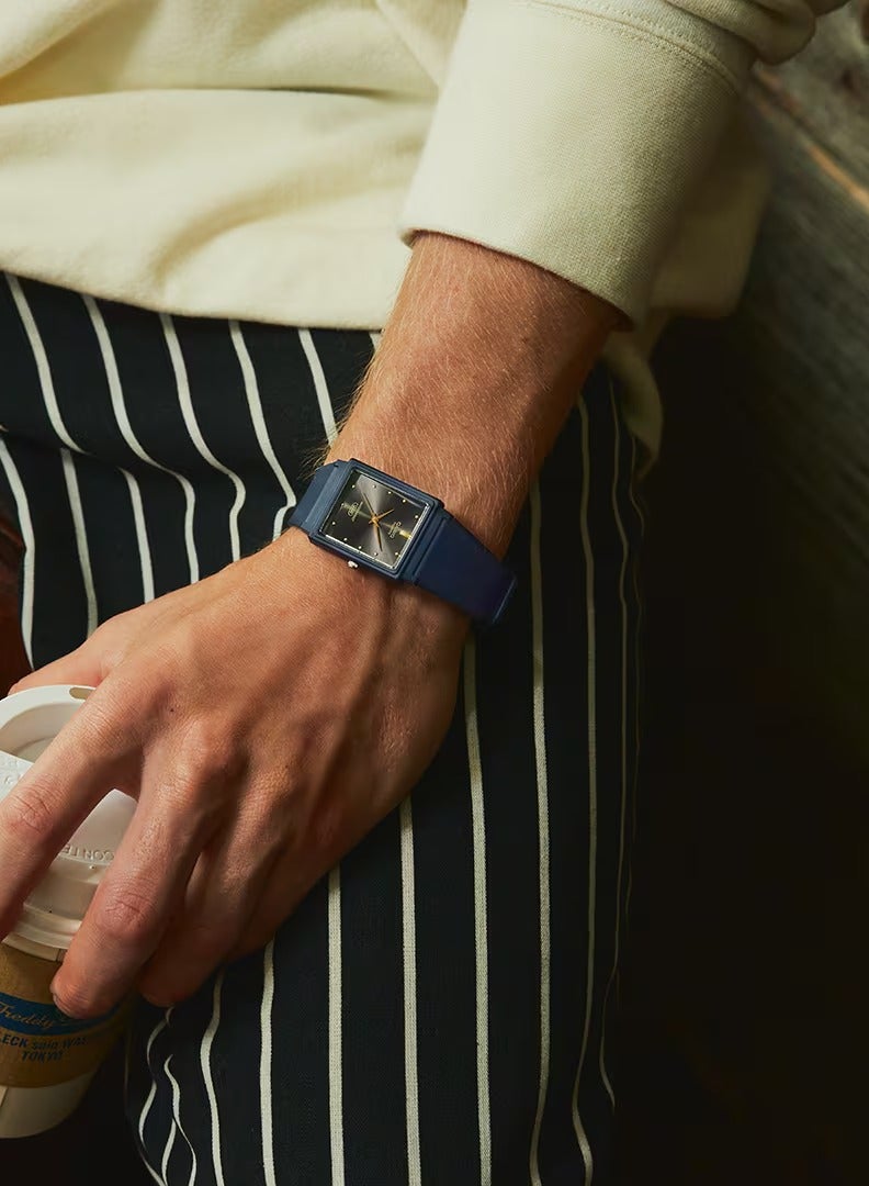 CASIO Unisex Analog Display Resin Band Watch MQ-38UC-2A1 - Image 3