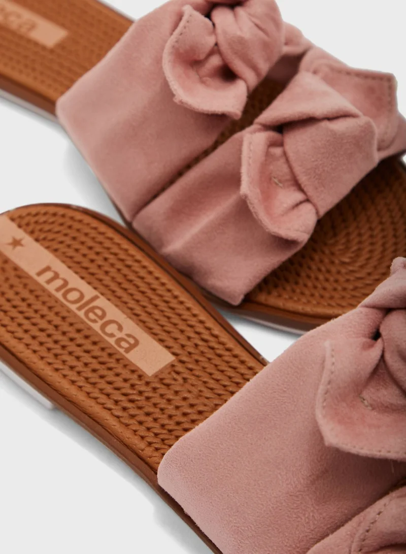 MOLECA Jaetyn Flat Sandals