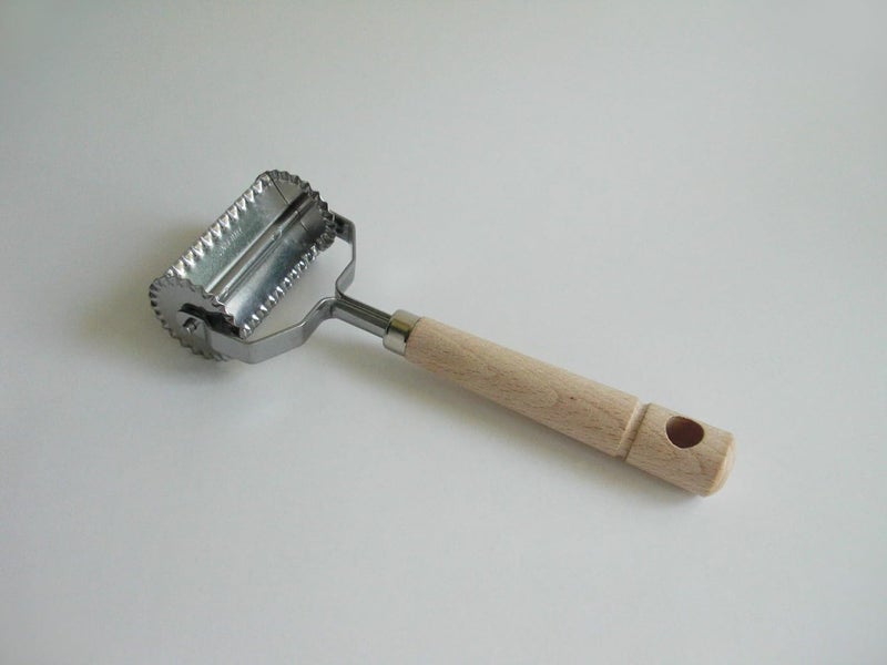 Tredoni 2.4" Tortelloni Square Ravioli Pasta/Dough Stamp Cutter Roller - 6cm Zigzag/Dented Edge (Square - Dented) - Image 1