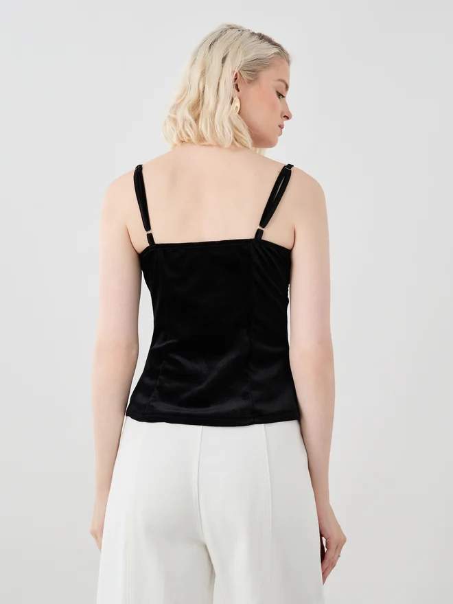 Styli Styli Solid Velvet Look Lace Insert Cami Top
