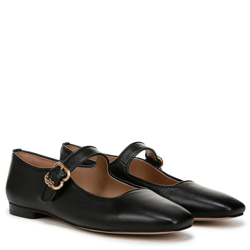 Michaela Mary Jane Flat